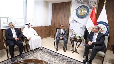 شراكة مصرية-إماراتية لتعزيز استثمارات الوقود: خطوات جديدة نحو تطوير محطات الخدمة في السوق المصري