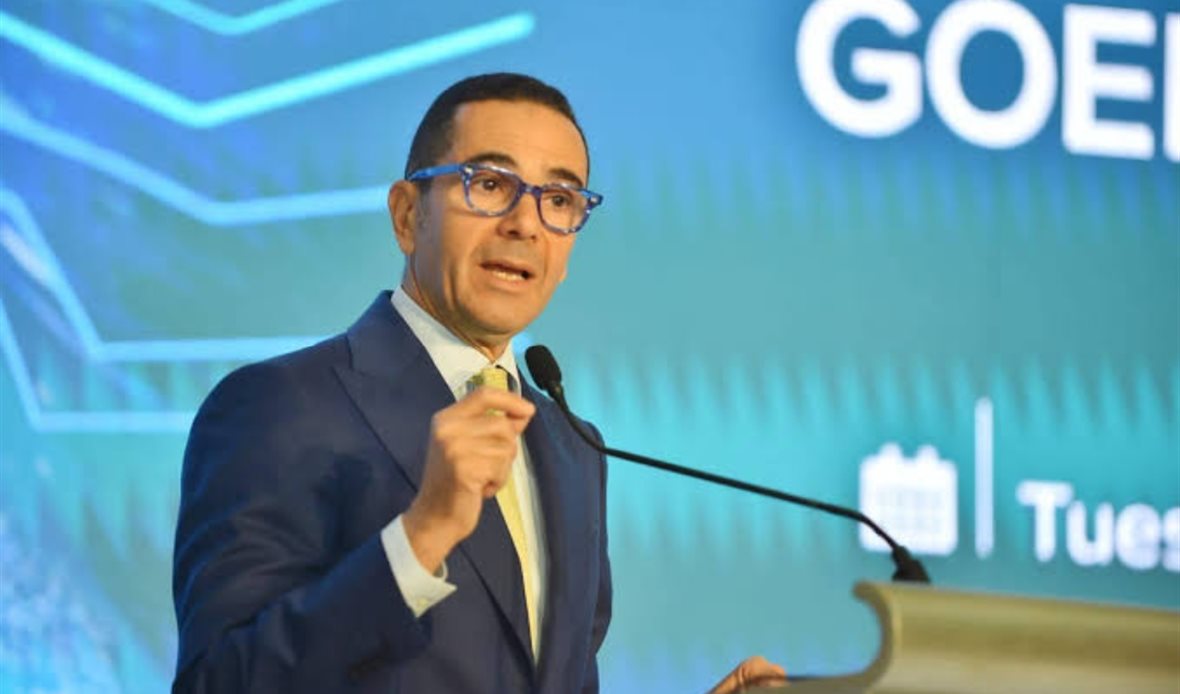 حسن الخطيب وزير الاستثمار