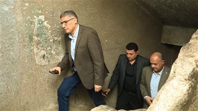 محافظ الجيزة يتفقد بلوكات عزيز عزت بإمبابة: حلول جذرية لمعالجة تسرب المياه وتحسين الحالة الإنشائية