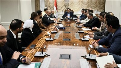 وزير الشباب والرياضة يناقش مستقبل رفع الأثقال: التزام بالحوكمة ودعم المواهب