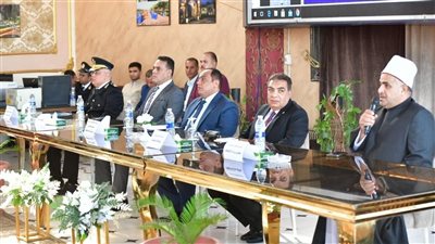 محافظ الدقهلية ومدير الأمن يشهدان قرعة الحج: 1527 تأشيرة لأداء الفريضة وسط شفافية وعدالة