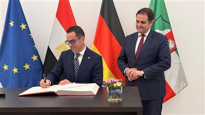مصر وألمانيا تعززان الشراكة الاقتصادية: وزير الاستثمار يلتقي نائب رئيس حكومة ولاية شمال الراين