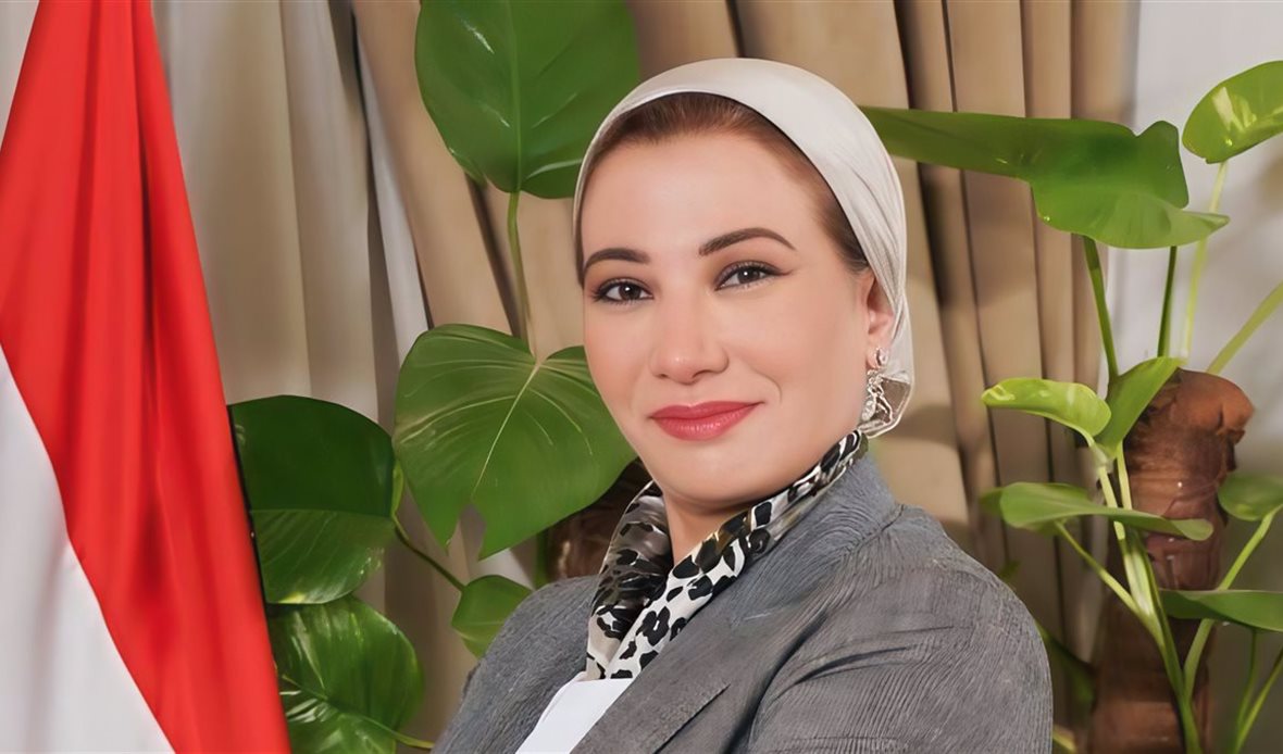 وزيرة البيئة 