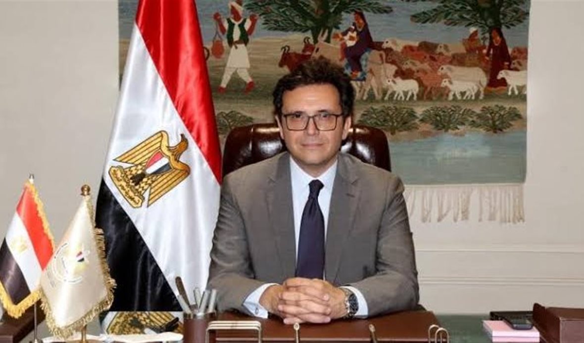 الدكتور أحمد فؤاد