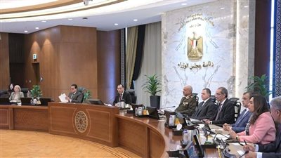 “مدبولي” يهنئ وزيرة التنمية المحلية لفوزها كأفضل محافظ على مستوى الدول العربية لعام 2023 – 2024