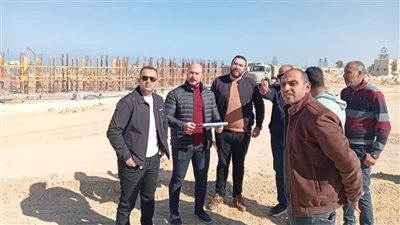 وزير الإسكان يتابع معدلات تنفيذ مشروعات القرى السياحية والساحل الشمالي الغربي