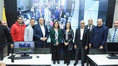 وزيرة التنمية المحلية تتفقد مركز السيطرة للشبكة الوطنية للطوارئ والسلامة العامة بمحافظة شمال سيناء