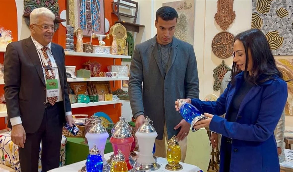 جانب من جولة الوزيرة