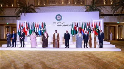 تعاون إعلامي عربي لمواجهة التحديات المشتركة.. رئيس الأعلى للإعلام يلتقي وزراء ومسؤولي الإعلام العرب في الإمارات