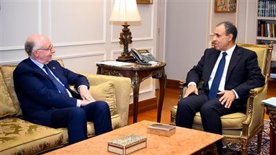 وزير الخارجية يلتقي أمين عام المنظمة الدولية للطيران المدني 