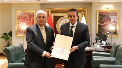 وصول أول شحنة من عقار ترايكافتا لدعم الجهود الوطنية في علاج الأمراض النادرة وتعزيز الرعاية الصحية