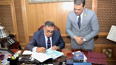 محافظ الدقهلية يعتمد جدول امتحانات نصف العام 2025.. انطلاق الاختبارات 11 يناير وانتهاؤها 23 من الشهر ذاته