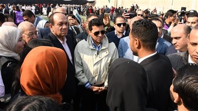 وزير الشباب والرياضة يتفقد مركز شباب بمحافظة المنيا