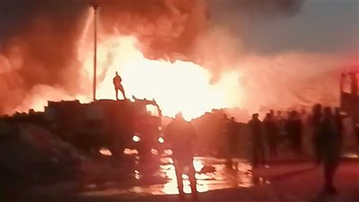 حريق ضخم بمصنع إسفنج بالعاشر من رمضان يُصيب 8 أشخاص ويُخلّف خسائر مادية كبيرة