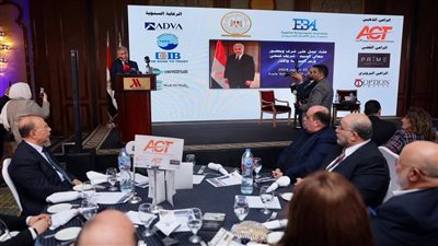 وزير السياحة والآثار يلتقي أعضاء جمعية رجال الأعمال المصريين