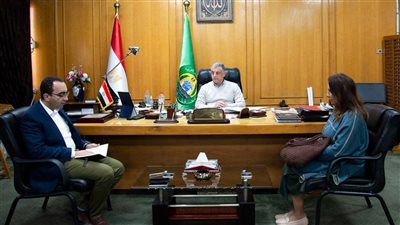 محافظ الإسماعيلية يناقش استعدادات مهرجان الإسماعيلية الدولي للأفلام التسجيلية والقصيرة في دورته الـ26 لتعزيز الحراك الثقافي والفني بالمحافظة