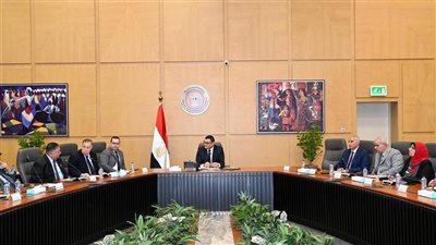 وزير الإسكان يبحث مع اتحاد المستثمرين تذليل العقبات وتعزيز فرص الاستثمار في المدن الجديدة لتحقيق تنمية مستدامة