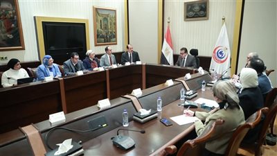 وزير الصحة يعقد اجتماعاً لتخفيض وتوحيد أسعار الكشف عن المواد المخدرة للعاملين بالجهاز الإداري للدولة