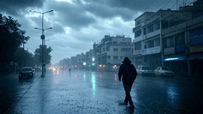 أمطار غزيرة وبرودة شديدة تضرب دلهي.. تحذيرات من عواصف بردية وانخفاض حاد في درجات الحرارة