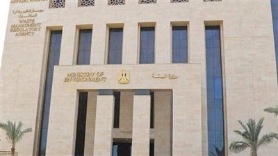 “البيئة” تستعرض تقريرا حول جهود الوزارة في تعزيز التحول الأخضر بمصر خلال عام 2024