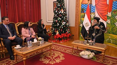 وزيرة التضامن الاجتماعي تهنئ البابا تواضروس بعيد الميلاد المجيد في زيارة رسمية