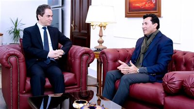 تعاون مشترك بين الهيئة الوطنية للإعلام ووزارة الشباب والرياضة لتعزيز المحتوى الرياضي ونبذ التعصب
