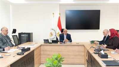 وزير الري يتابع استغلال أملاك الوزارة: دعم الاقتصاد القومي وتحسين وضع العاملين وتوفير فرص عمل