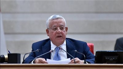 رئيس مجلس النواب يؤدي واجب العزاء في الفريق جلال الهريدي
