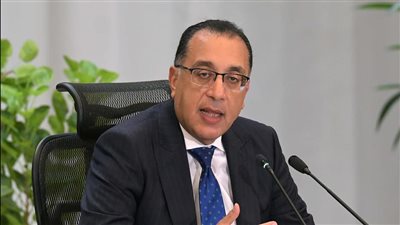 رئيس الوزراء: الموافقة على بدء الخطوات والإجراءات الخاصة بتعيين 72 ألف معلم دفعة واحدة