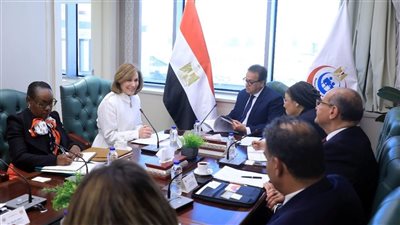 مصر تبحث تعزيز التعاون مع معهد صحة المرأة الأمريكي لتحسين صحة النساء والأسر