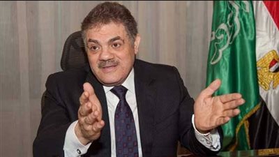 السيد البدوي يعلن انسحابه نهائيًا من حزب الوفد