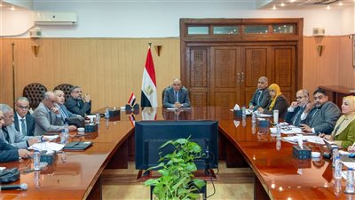 وزير الري يتابع خطط المشروعات الاستثمارية حتى 2029 ويؤكد: المياه أولوية وطنية