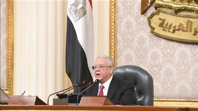 رئيس مجلس النواب يطالب اللجان بسرعة الإنتهاء من دراسة قانون العمل 