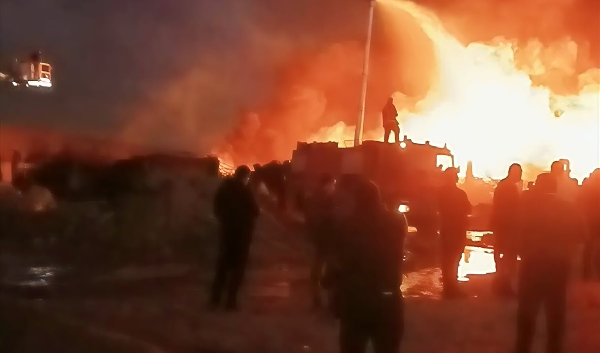 قصف أرشيفية 