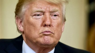 لويد أوستن يدين محاولة اغتيال ترامب في بنسلفانيا: “لا مكان للعنف في الديمقراطية الأمريكية” ويؤكد دعم وزارة الدفاع للرئيس السابق في هذا الوقت الصعب