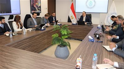رئيس هيئة الرعاية الصحية يبحث تفعيل الذكاء الاصطناعي مع BCG وجايكا لدعم النظام الصحي في مصر