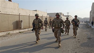الجيش اللبناني يبدأ إزالة السواتر الترابية التي وضعتها جرافات الاحتلال