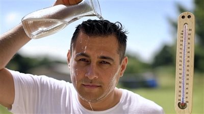 أفضل طرق الوقاية من الجفاف والإرهاق في أيام الصيف الحارة 