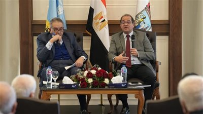 وزير المالية أحمد كجوك يناقش التحديات الضريبية والجمركية مع المستثمرين بالإسكندرية ويطرح حلولاً لتحسين بيئة الاستثمار وتعزيز الثقة