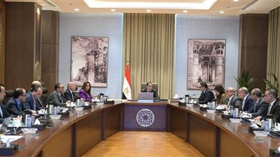 رئيس الوزراء يبحث إنشاء كيان مستقل لإدارة القاهرة الخديوية وتعظيم الاستفادة منها