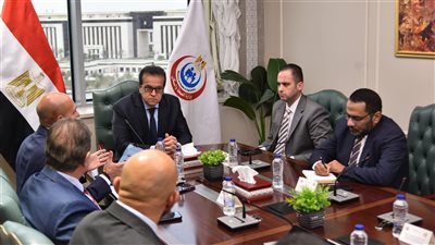 وزير الصحة يبحث خطط التعاون مع أسترازينيكا لتعزيز الاستدامة الصحية ودعم المبادرات الرئاسية