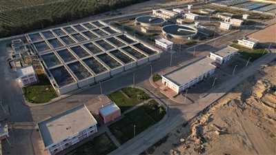 وزير الإسكان يتابع مشروعات البنية التحتية بالسادات: محطة مياه جديدة ومحور مركزي لتطوير الخدمات