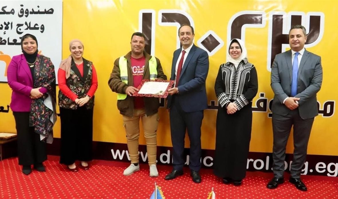 تخريج 100 متعافٍ