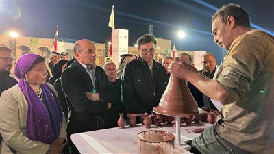 وزير الثقافة يتفقد الاستعدادات النهائية لانطلاق الأيام الثقافية المصرية في قطر ويشيد بالإرث التراثي والفني