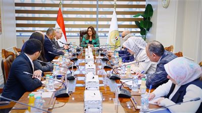 وزيرة التنمية المحلية تبحث مع رجال أعمال الإسكندرية تحسين مناخ الاستثمار والتعاون المشترك لحل مشكلات المستثمرين ودعم التنمية الاقتصادية في المحافظات