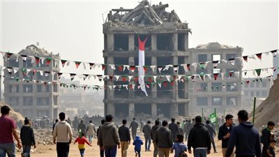 إطلاق سراح ثلاثة إسرائيليين مقابل 110 أسرى فلسطينيين.. استمرار تبادل المحتجزين وسط تصاعد التوتر في غزة