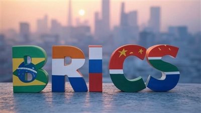 تحذير ترامب لدول بريكس: تهديدات بفرض رسوم جمركية بنسبة 100% لمنع استبدال الدولار الأمريكي