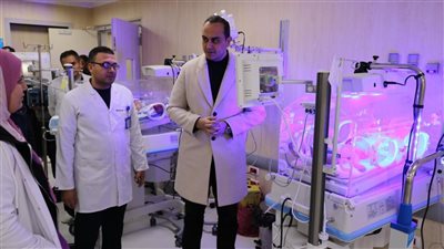 رئيس هيئة الرعاية الصحية في جولة ليلية مفاجئة بالسويس: تفقد المستشفيات، استحداث خدمات جديدة، والتأكيد على التحول الرقمي الكامل