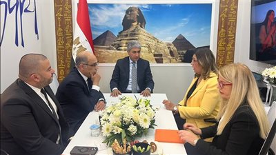 وزير السياحة والآثار في تركيا: تعزيز التعاون السياحي والاستثماري وزيادة الرحلات الجوية بين البلدين