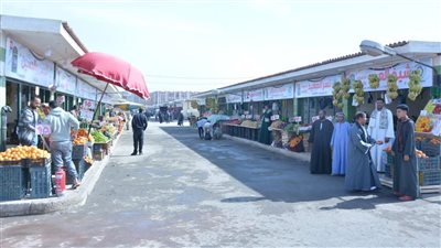 افتتاح السوق الحضاري بالعاشر من رمضان... نقلة نوعية في دعم التجارة الداخلية وتوفير السلع الغذائية بأسعار مناسبة